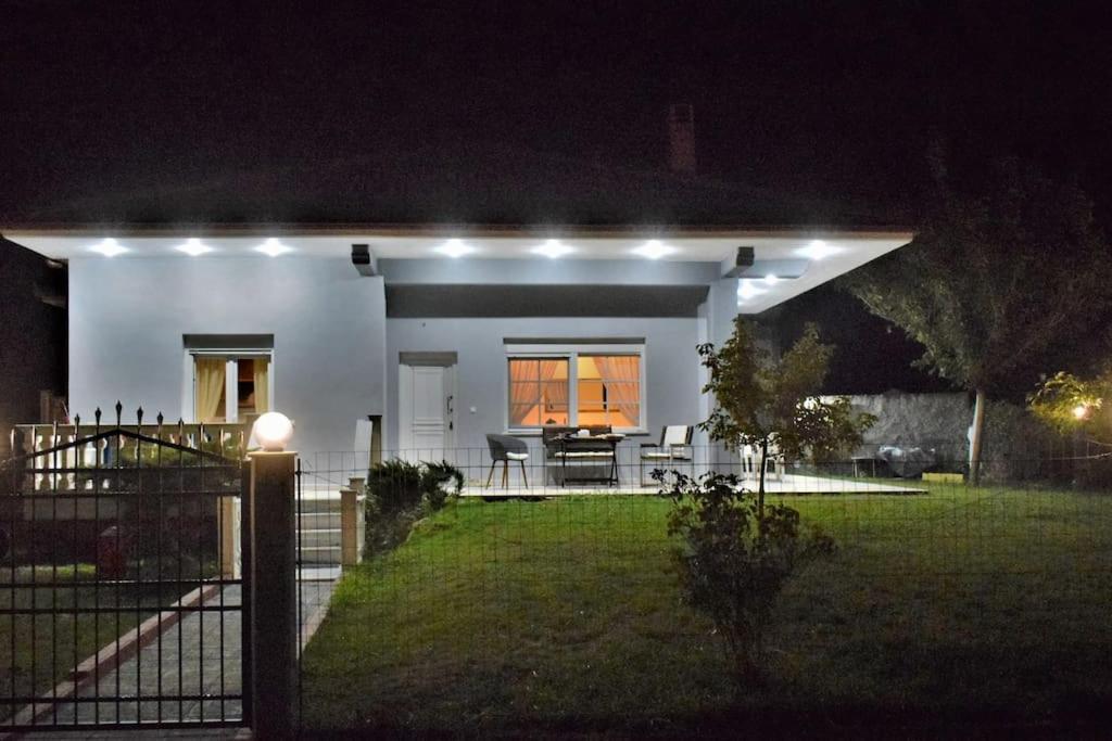Apartamento Deppy'S House Κοντά Στα Λουτρά Πόζαρ Chrysi Exterior foto